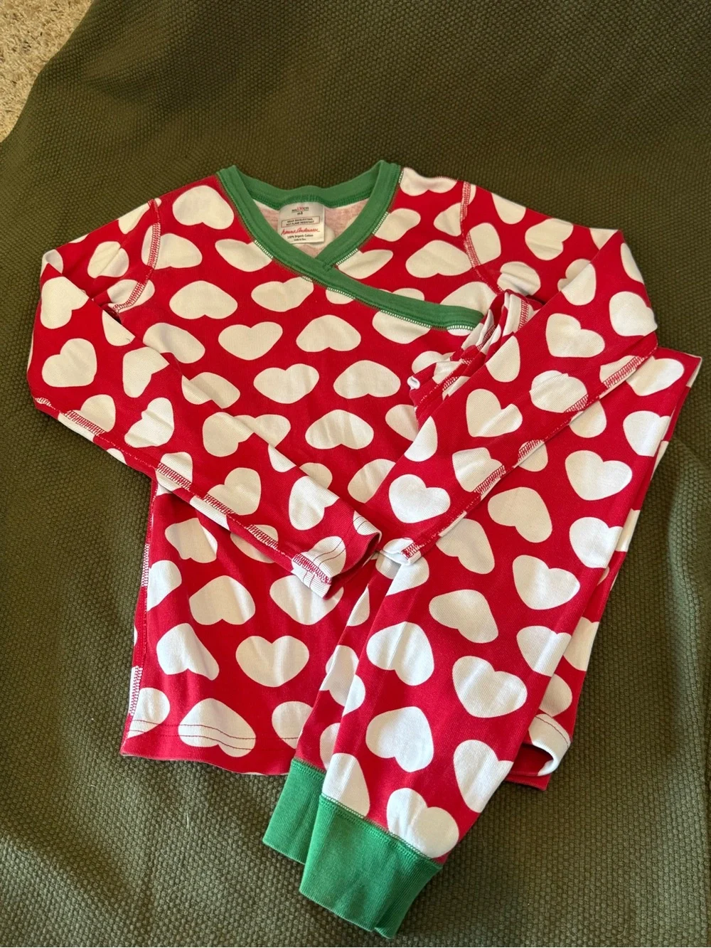 Hanna Andersson Red and White Heart Pajama Set with Green Trim
